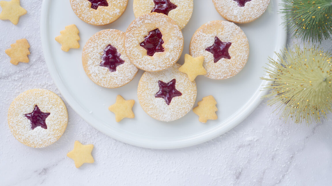 Dr. Oz tells his federal employees to eat less during the holidays